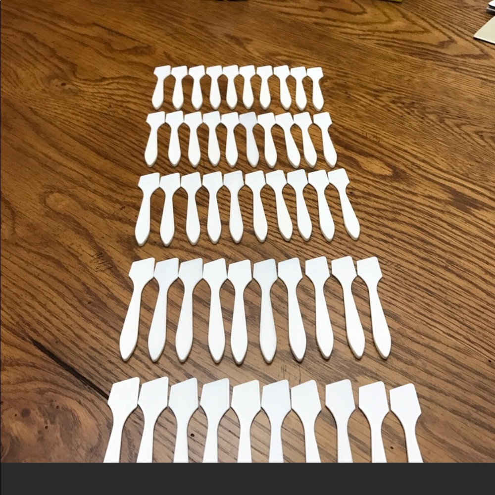 50 Cosmetic Spatulas